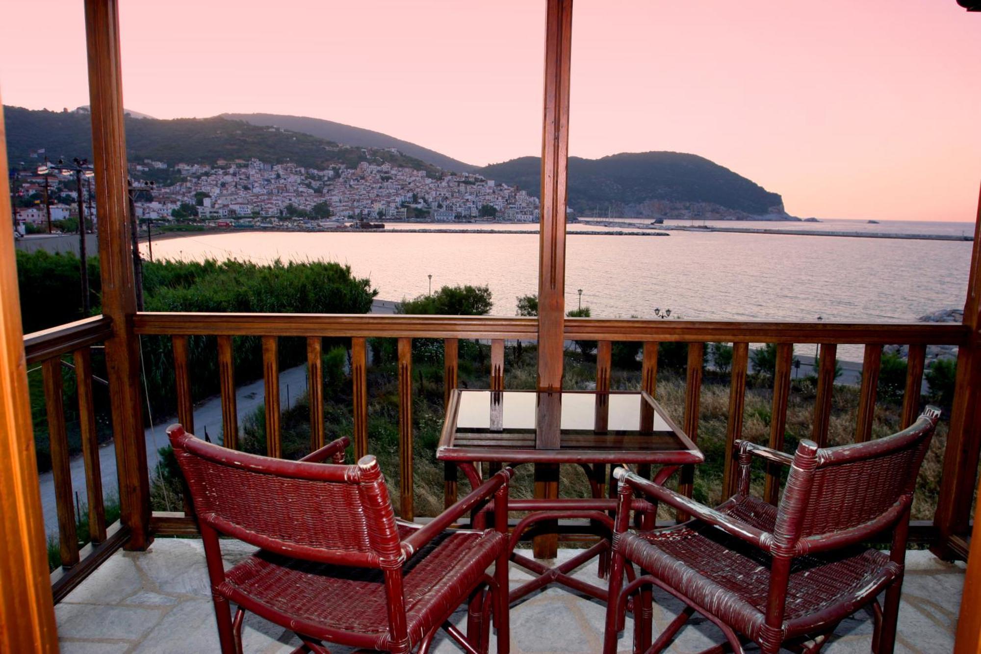 Spitalia Studios Skopelos Town Ngoại thất bức ảnh